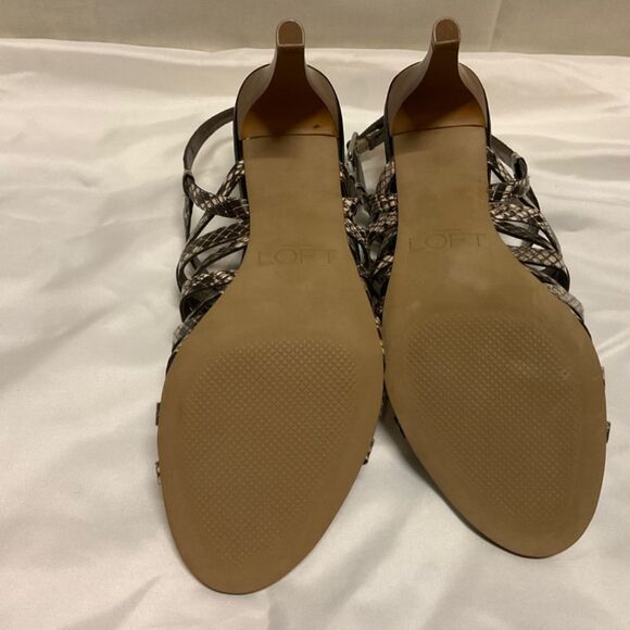 Ann Taylor LOFT, Open Toe, Strapped Slingback, Black Snakeskin, 6.5M - Picture 3 of 5